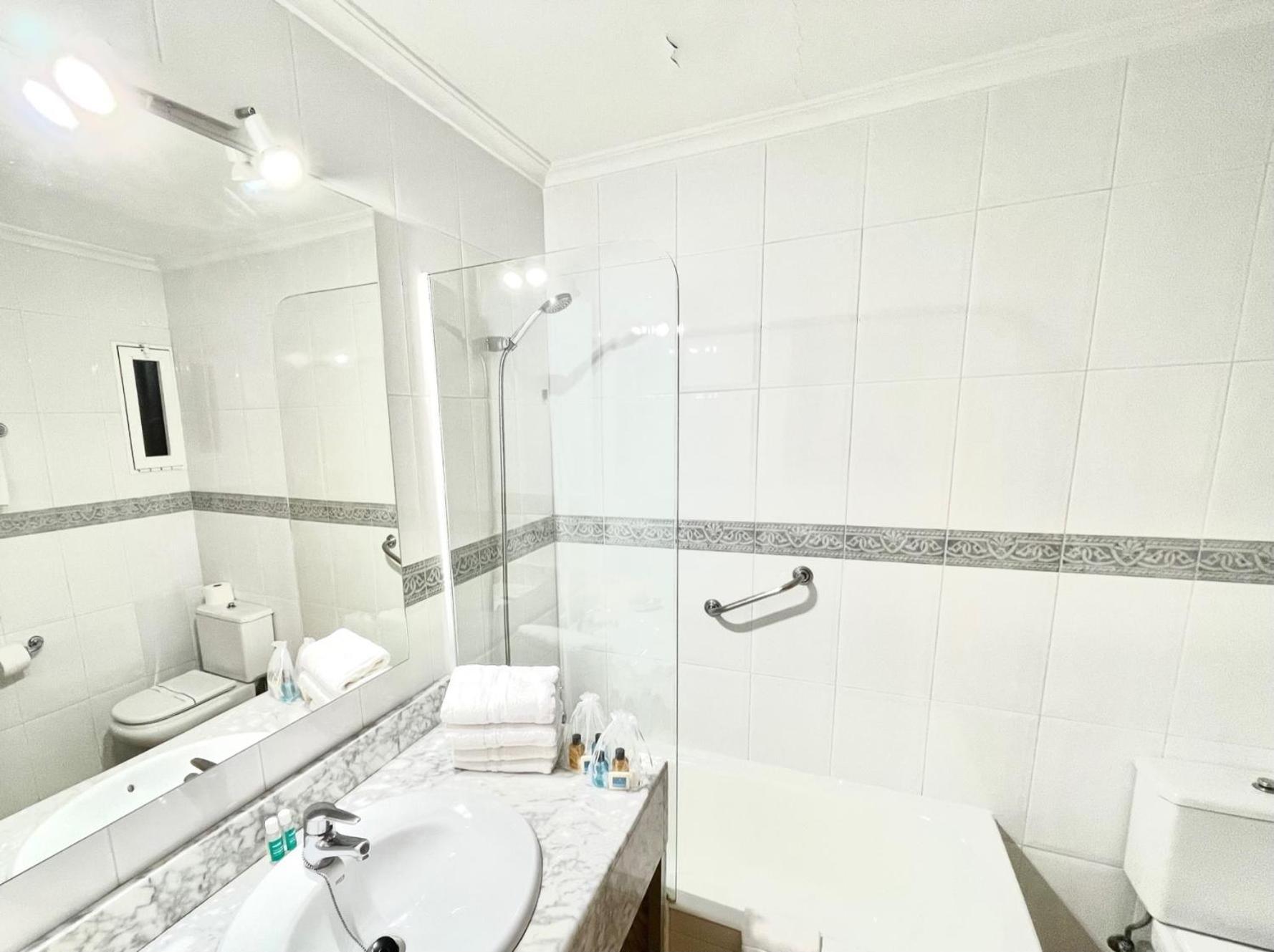 Apartamentos Ulia Benidorm Eksteriør bilde